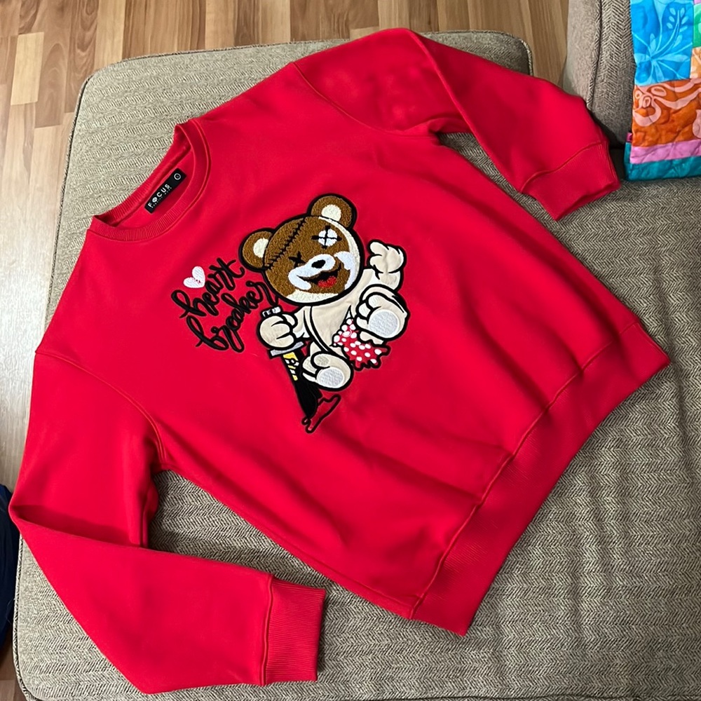 FOCUS Heart Breaker crewneck sweater men’s sz L